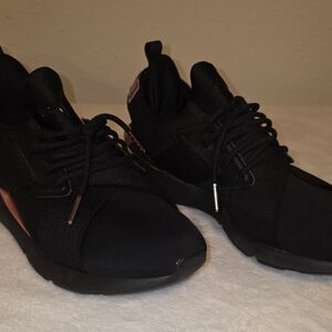 Puma Women's Muse Echo Sneakers